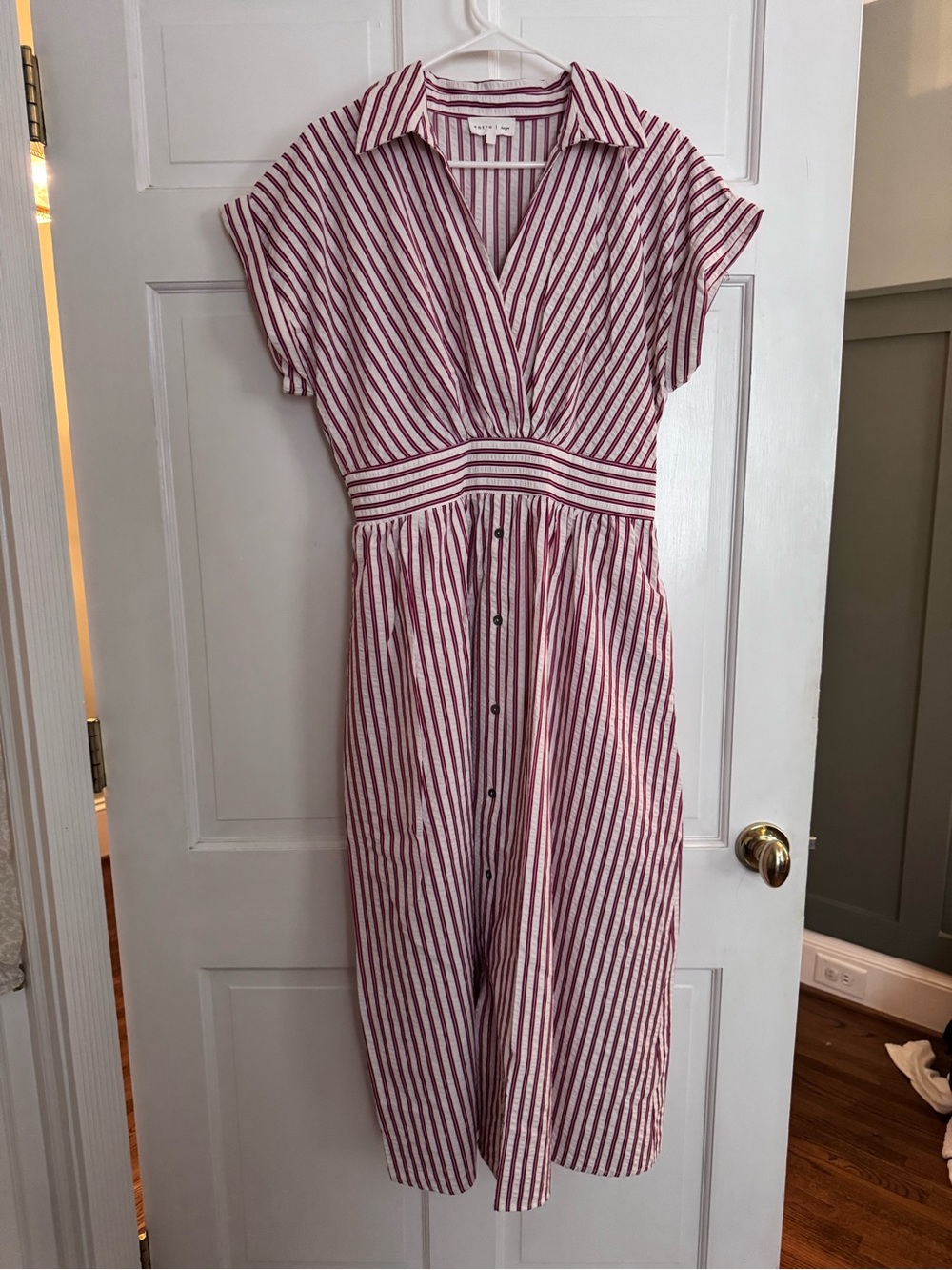 entro Red and White Striped Collared V-Neck Midi Dress